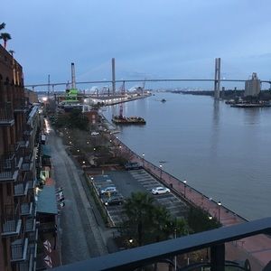 Meet your Posher, Tab